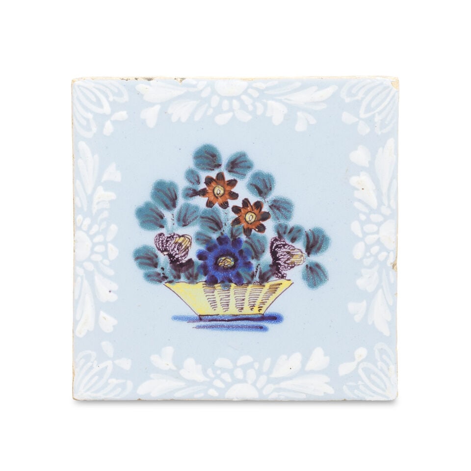 Two Liverpool delftware wall pockets and a Bristol tile, circa 1760-70 - 2