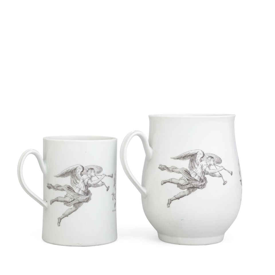 Two large Worcester mugs, circa 1757-60 - 3