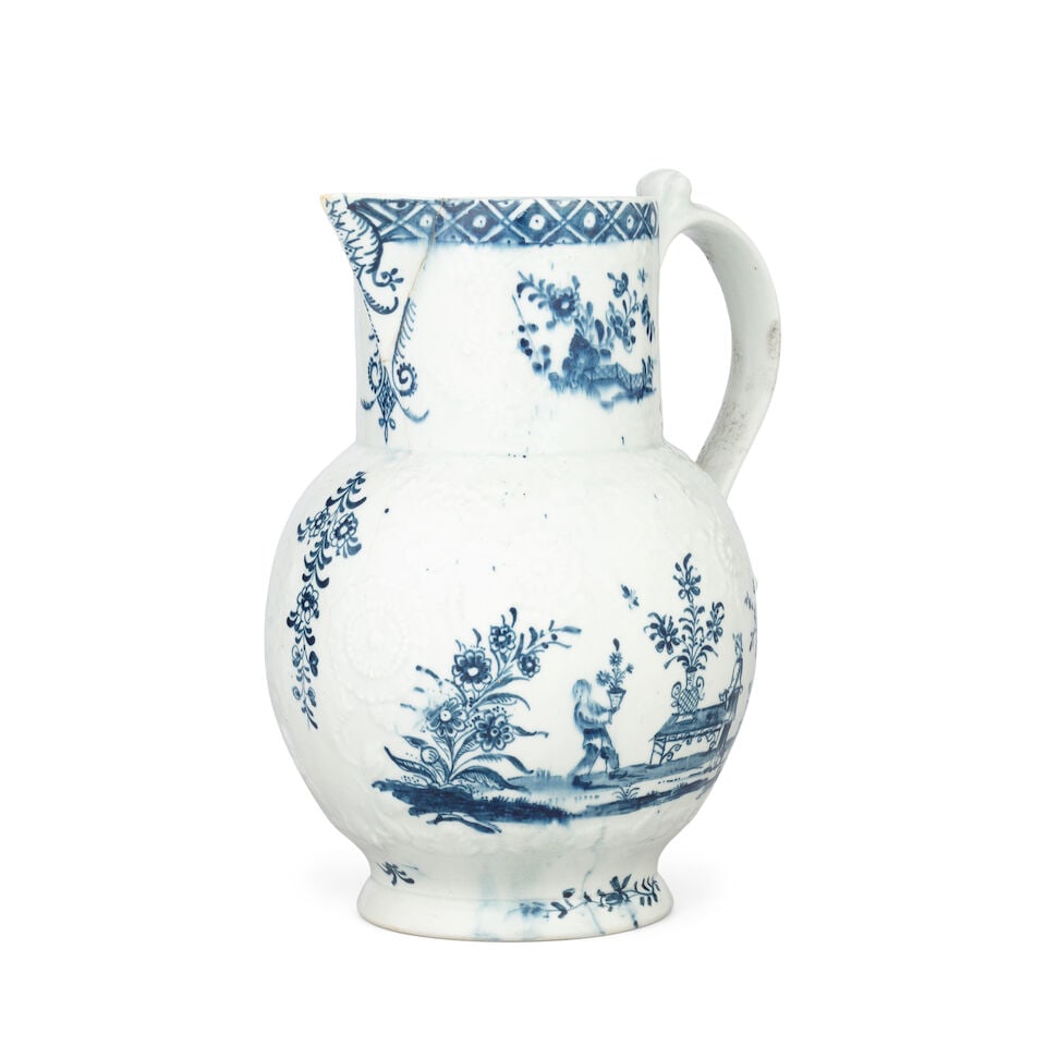 A Lowestoft jug, circa 1765 - 4