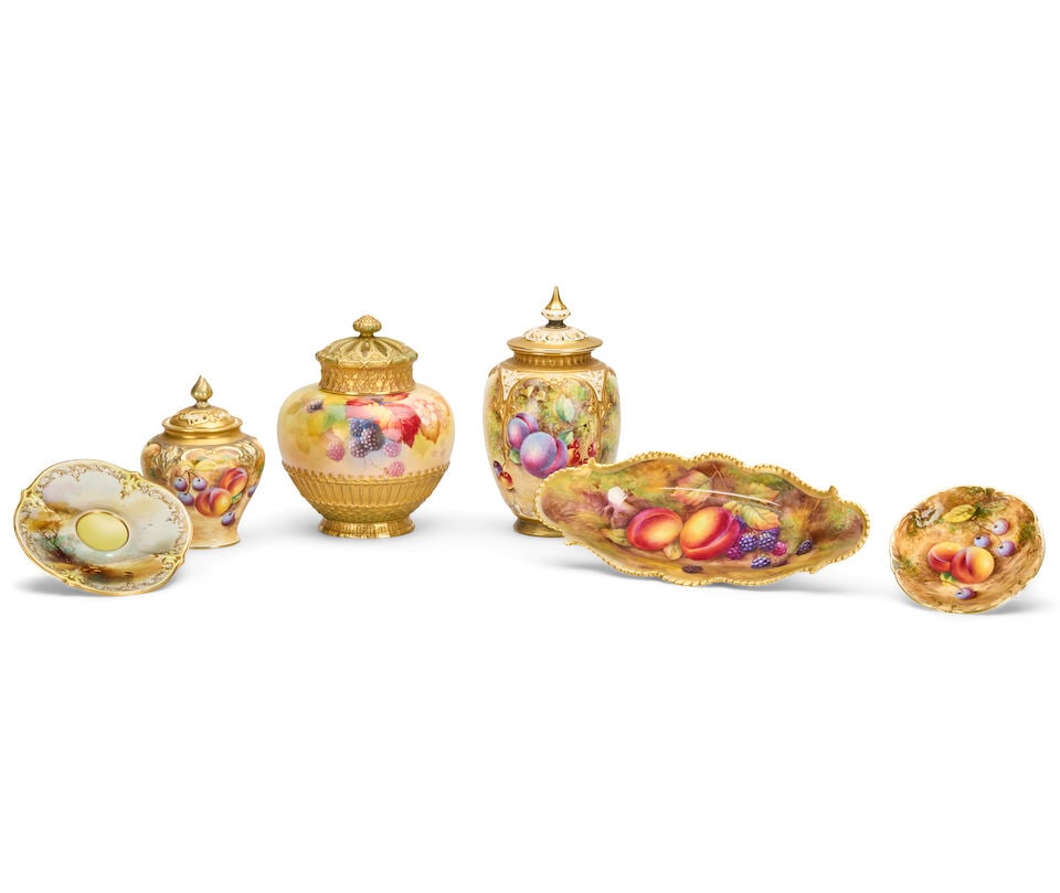 A collection of Royal Worcester porcelain, 20th century: A collection of Royal Worcester porcelain, 20th century Comprising a pot pourri vase with a pierced outer cover and flat inner cover, dated 1938, painted with blackberries by Kitty Blake, 16.5cm