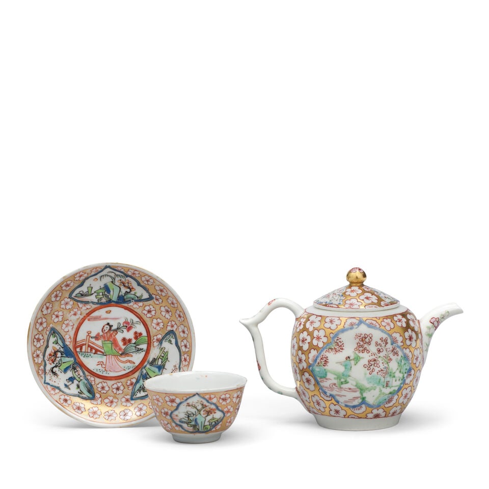 A Meissen Dutch-decorated teapot and cover, circa 1720-30, together with a similar Dutch-decorat... - 2