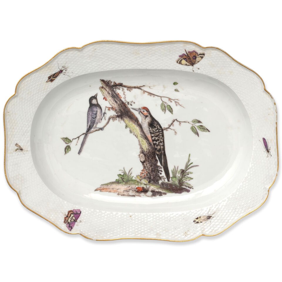 A Meissen composite part dinner service, mostly circa 1760-70 - 10