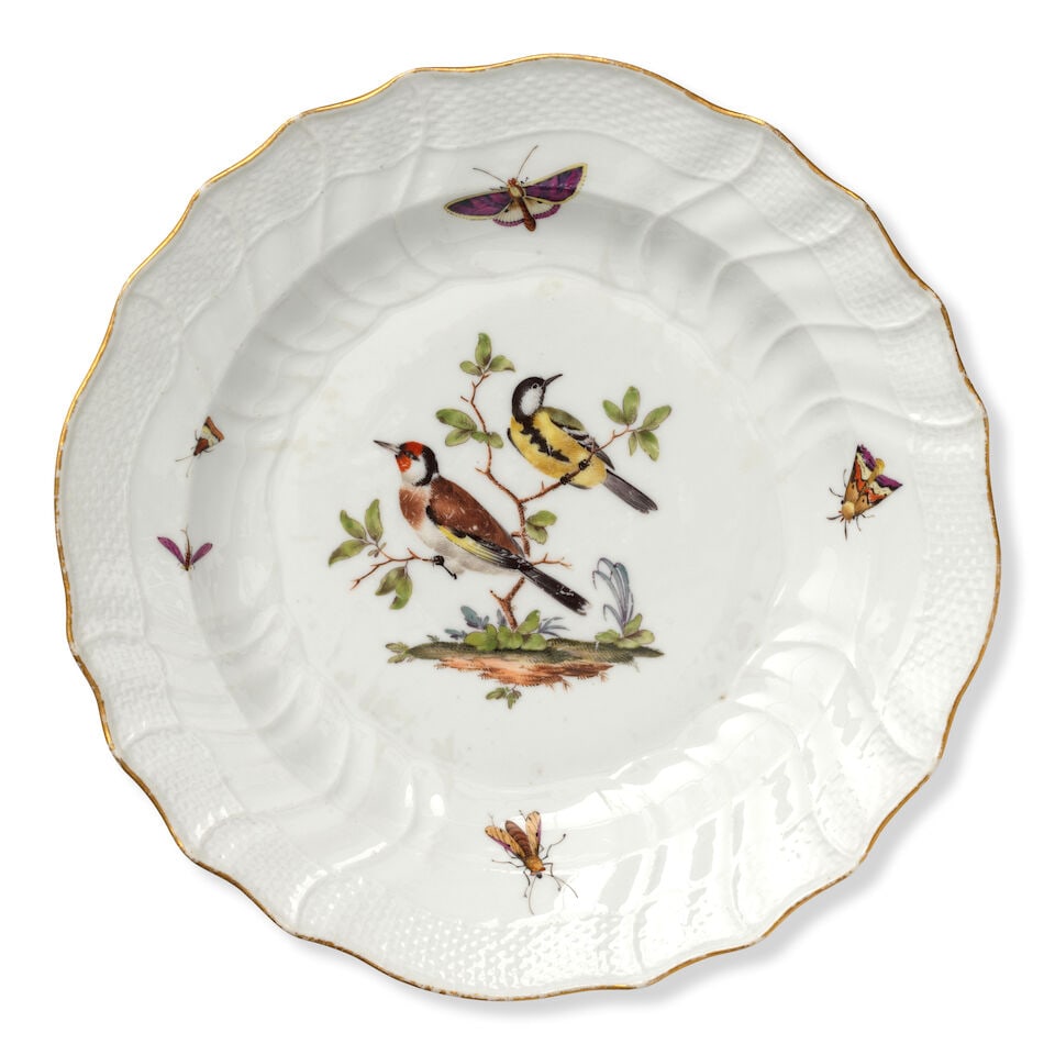 A Meissen composite part dinner service, mostly circa 1760-70 - 18