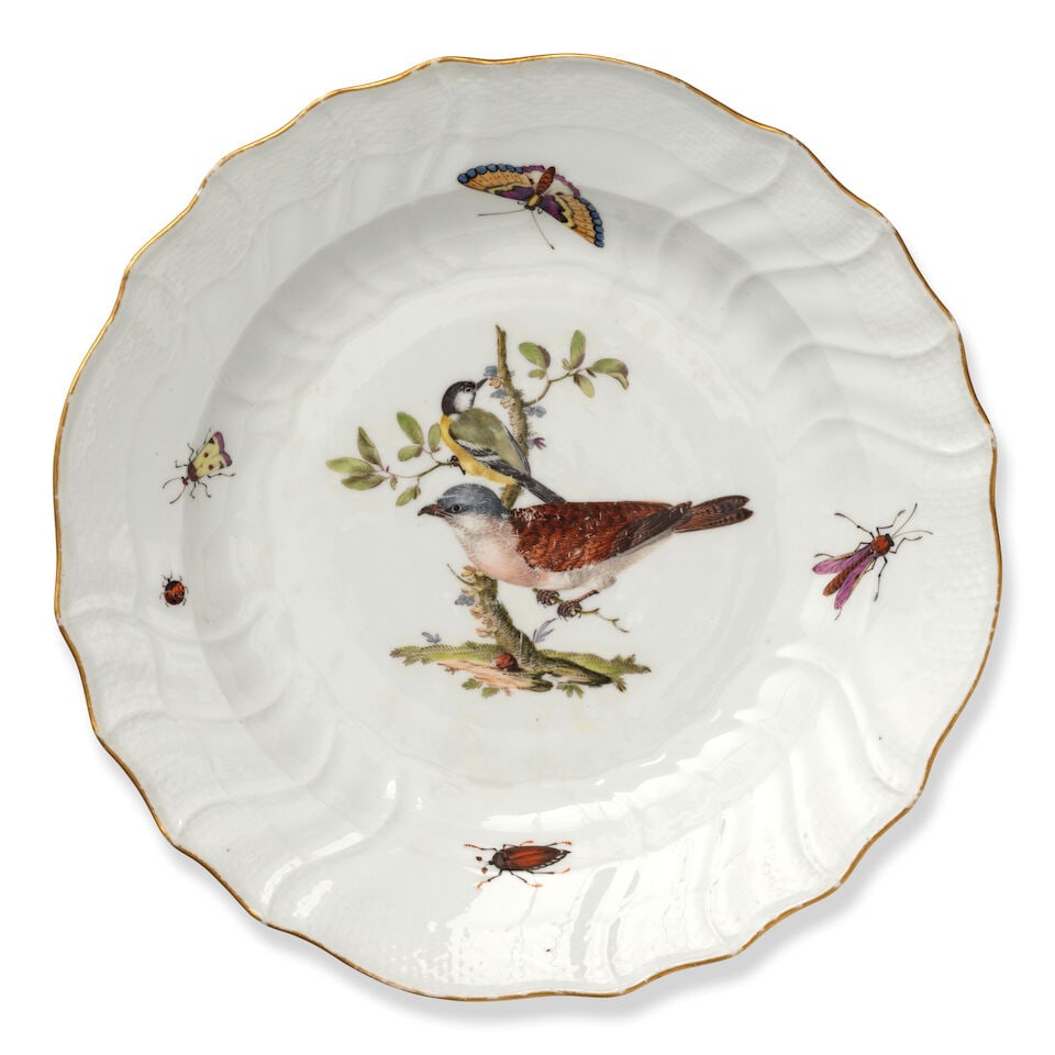 A Meissen composite part dinner service, mostly circa 1760-70 - 4