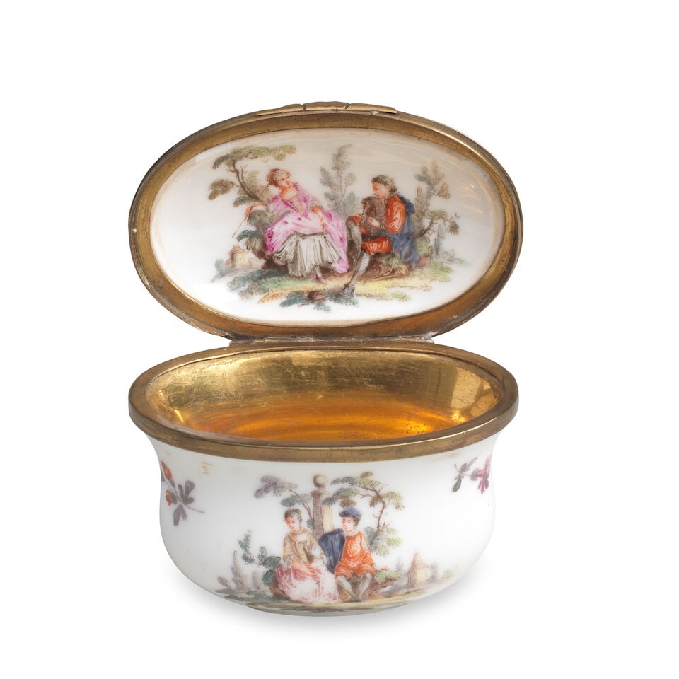 A Meissen gilt-metal-mounted oval snuff box, 19th century - 3