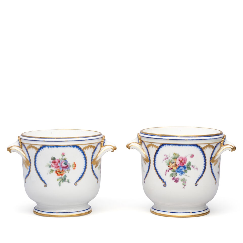 A pair of Sèvres glass coolers (seaux à verre), dated 1780 - 2
