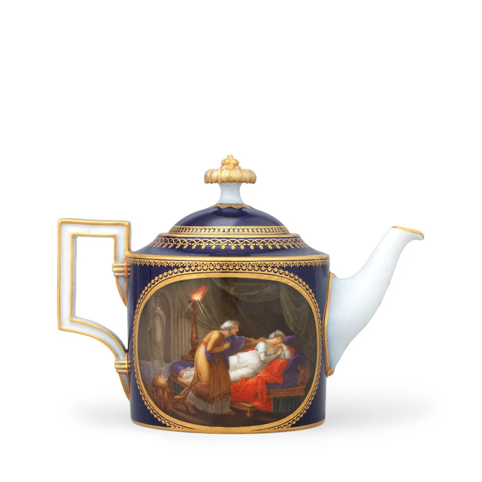A Meissen Marcolini period blue-ground teapot and cover, circa 1795-1800 - 2