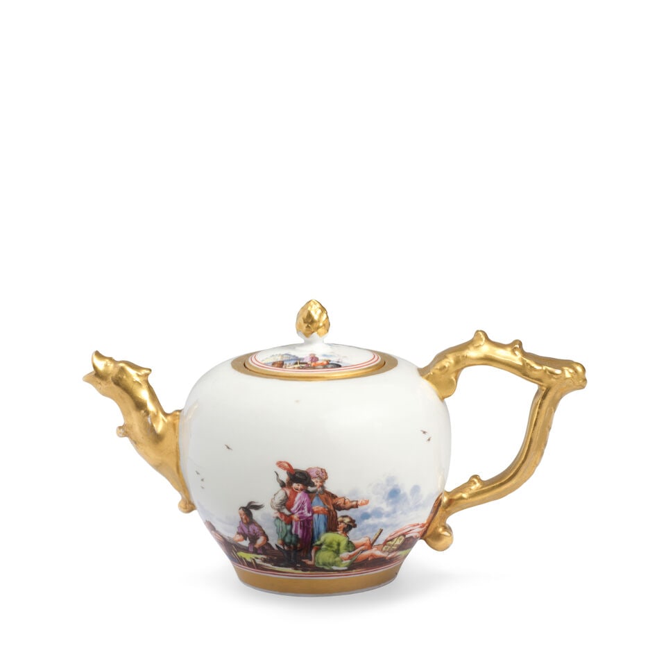 A Meissen teapot and cover, first half 19th century (1 of 2)