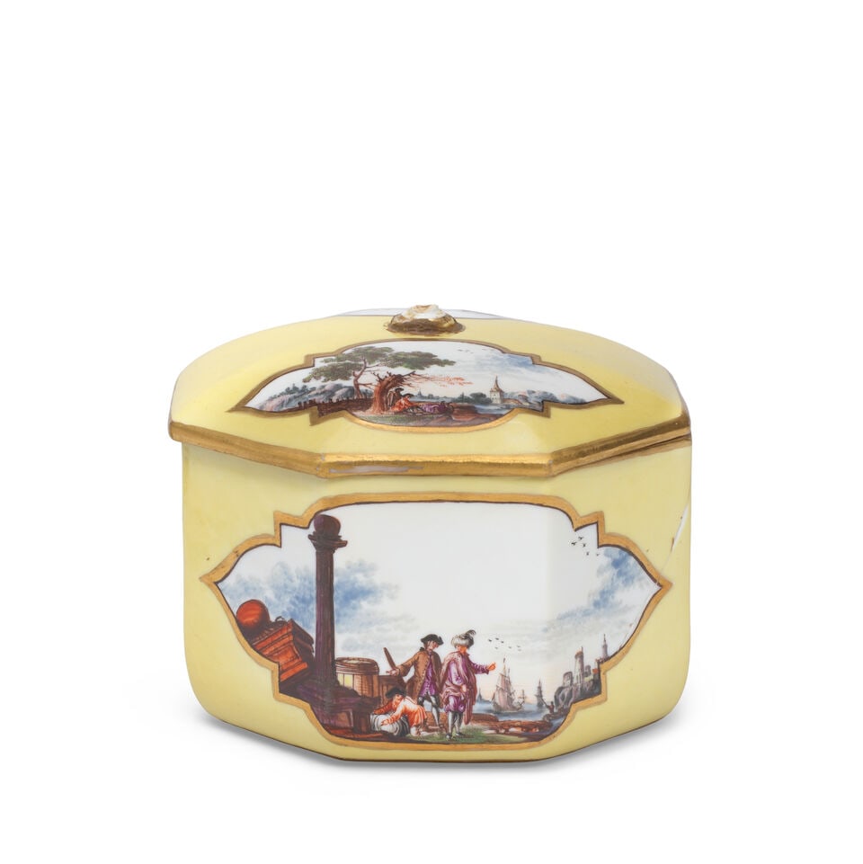 A Meissen yellow-ground octagonal sugar bowl and cover; together with two Meissen chocolate cups... - 3