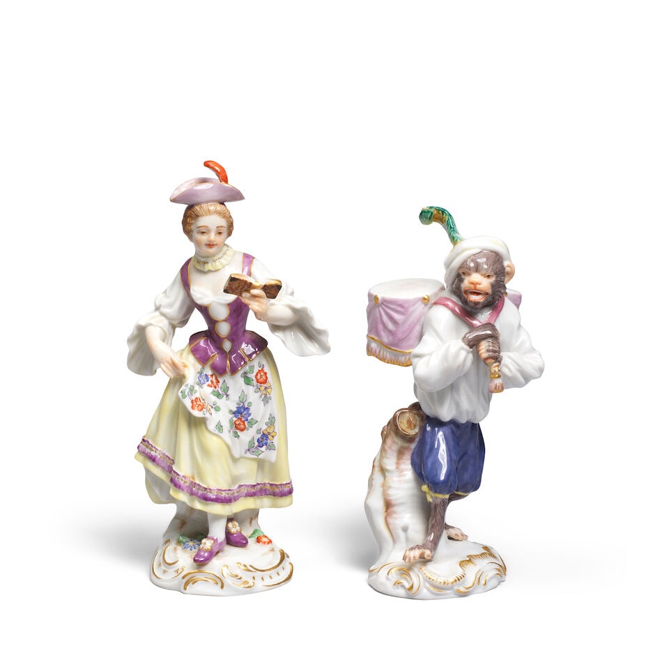 A Meissen monkey band figure and a Meissen figure of a singer, circa 1950 and 1989 (1 of 2)