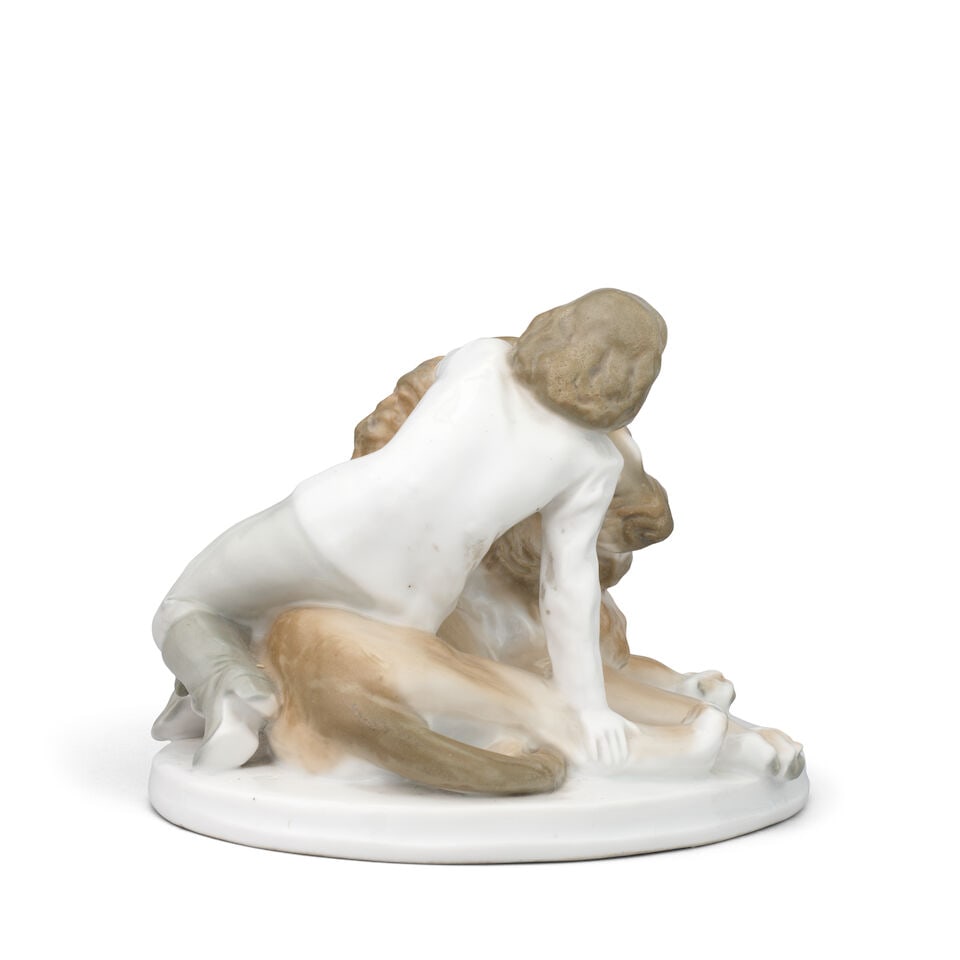 A Russian porcelain group of Irina Bugrimova and her 'pet lion', Lomonosov Porcelain Factory, Le... - 4