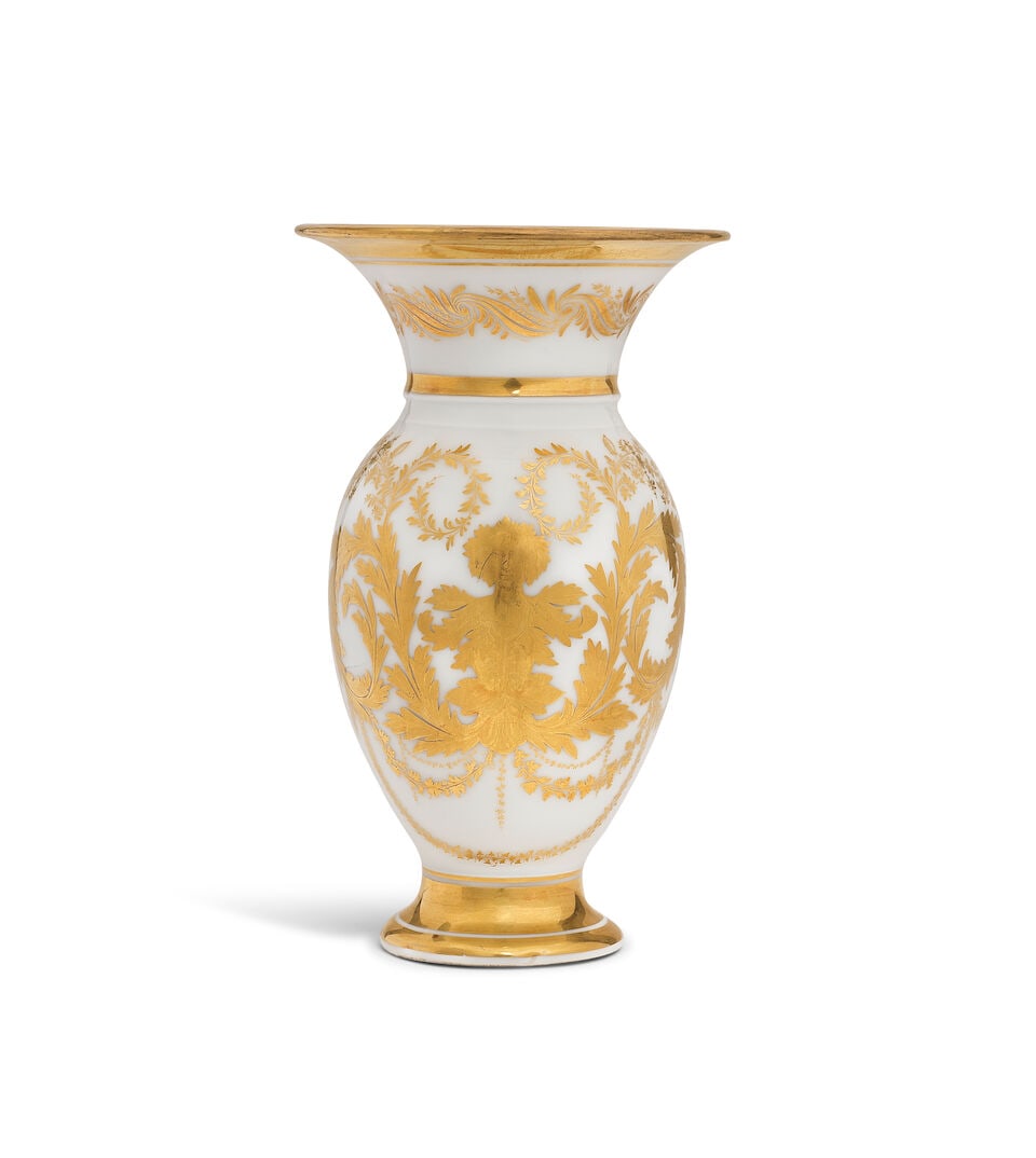 A German or Austrian ovoid vase, circa 1830 - 2