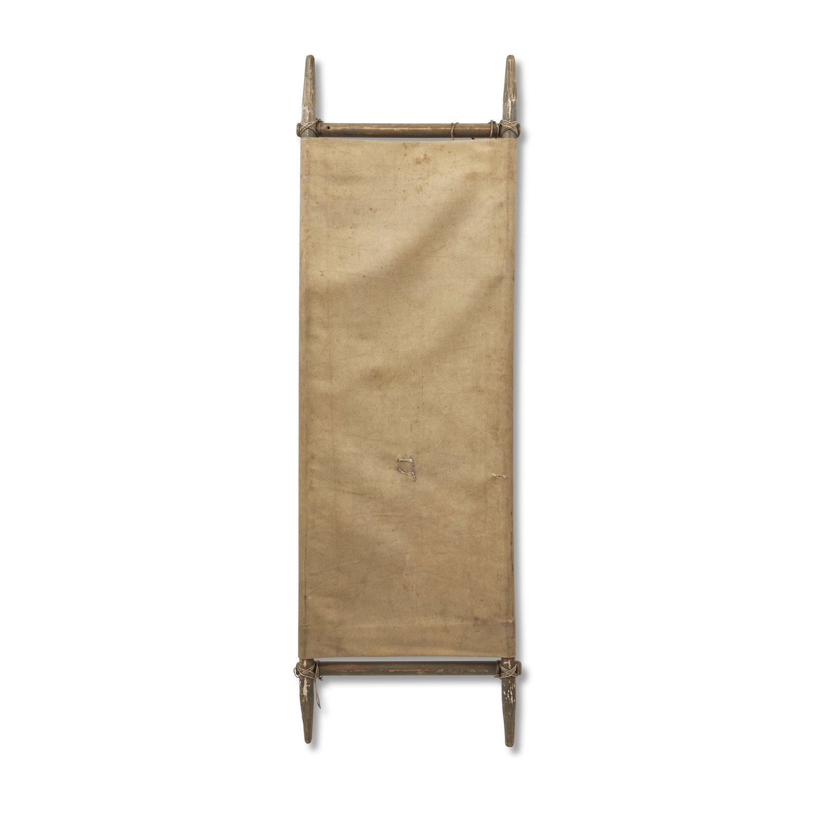 A military field stretcher propSeason 1, Episode 1, 'Sassenach' (1 of 1)