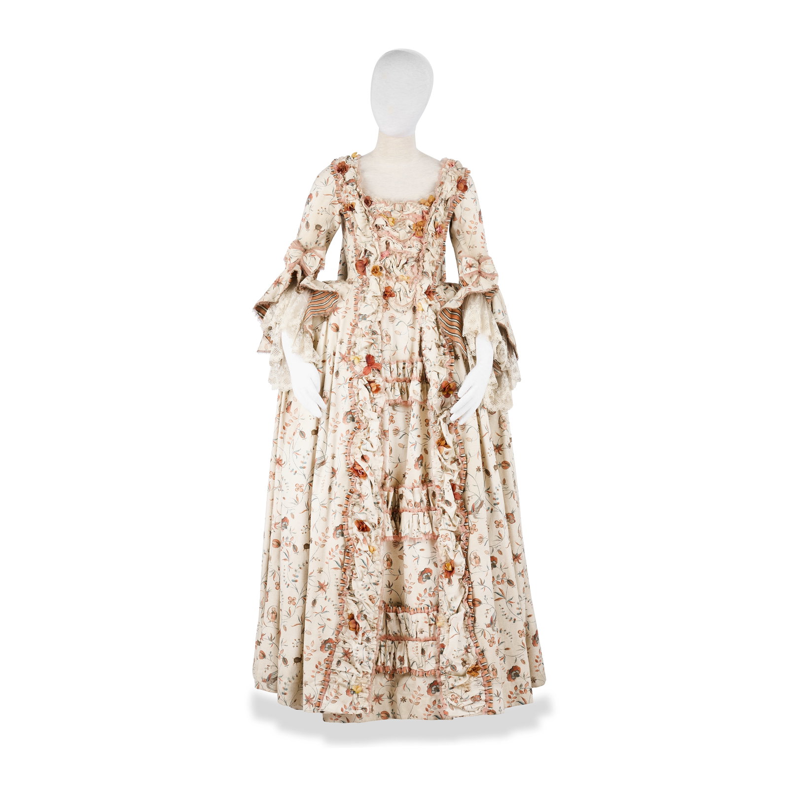 Geillis' white and pink dress with monkey motifs Season 3, Episode 12, 'The Bakra' 4 (1 of 1)