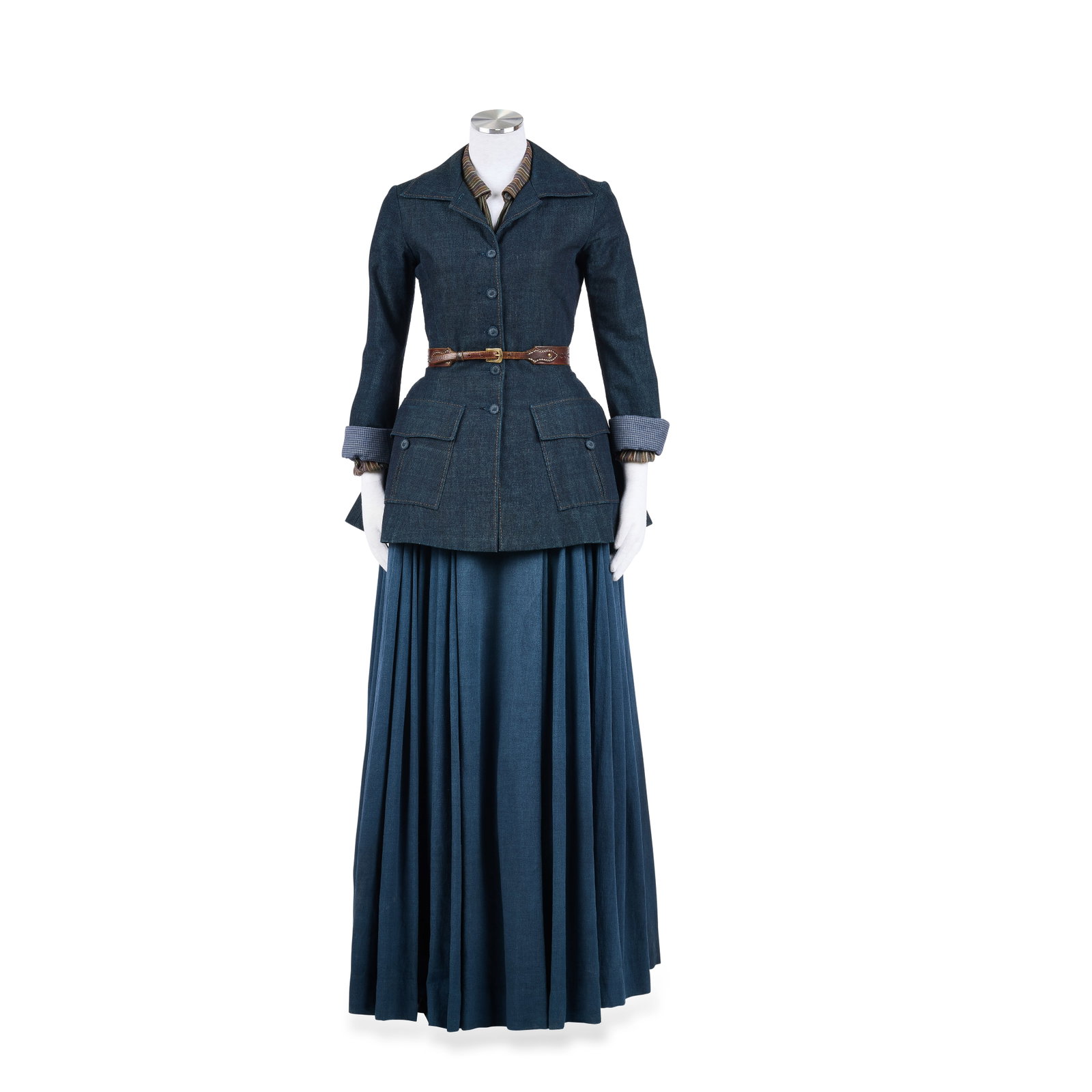 Beach daywear ensemble, worn by Brianna Season 5, Episode 10, 'Mercy Shall Follow Me' 6 (1 of 1)