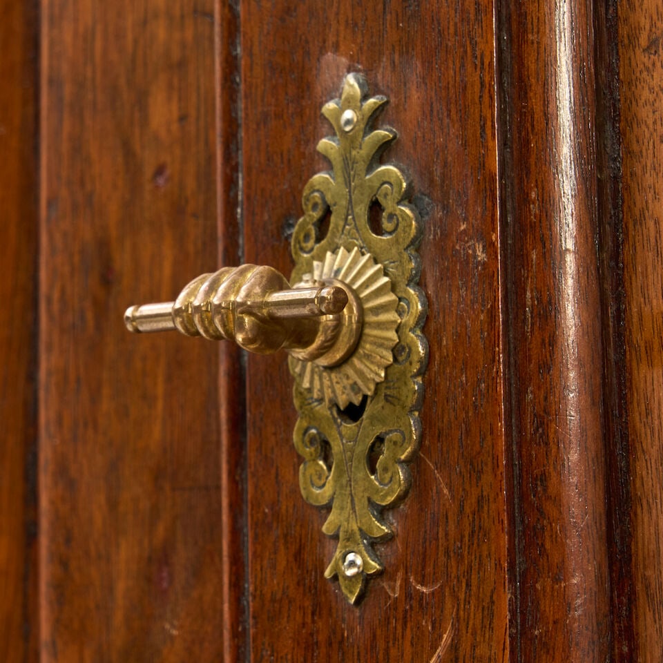 Chippendale Walnut and Oak Secretary Bookcase England, from a Virginia estate, c. 1750 - 5