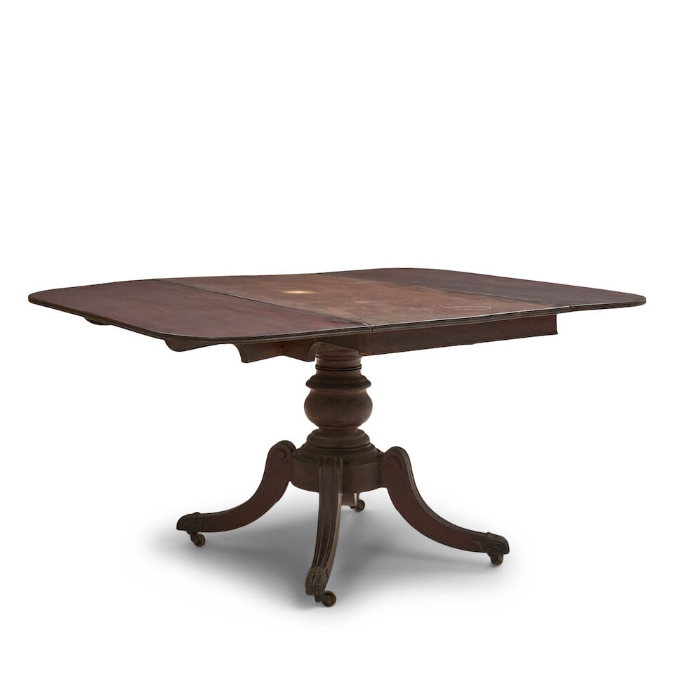 Classical Carved Mahogany Drop-leaf Table in the Manner of Isaac Vose, Boston, Massachusetts, ... - 2