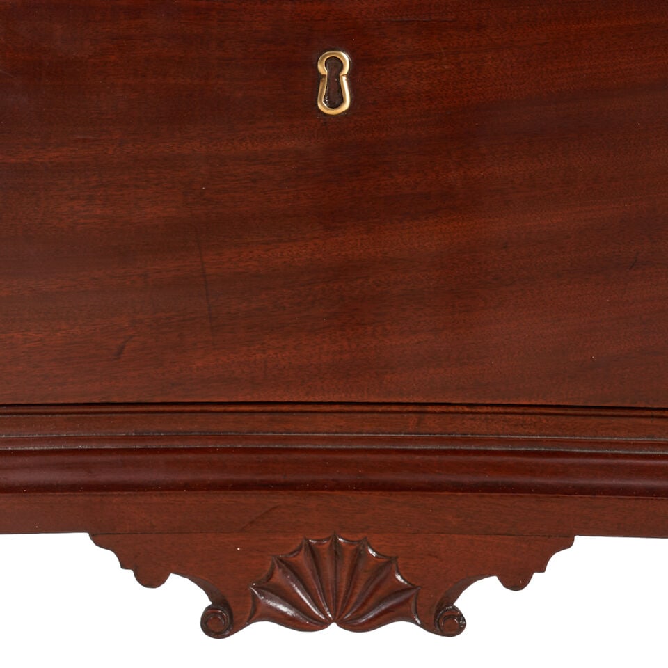 Chippendale Mahogany Reverse-serpentine Slant-lid Desk Boston, Massachusetts, c. 1780 - 2
