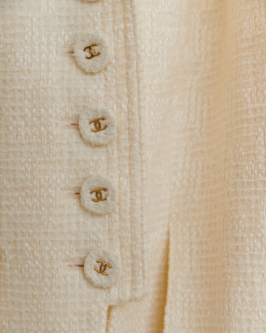Chanel, collection Prêt à Porter, Printemps/Eté 2007. Veste à manches 3/4 en... - 2