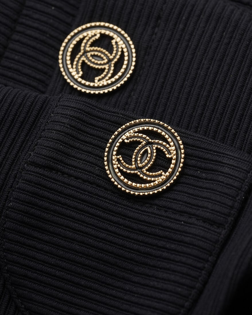 Chanel. Guêtres de pieds stretch noirs. Chanel. Black stretch foot gaiters. - 2