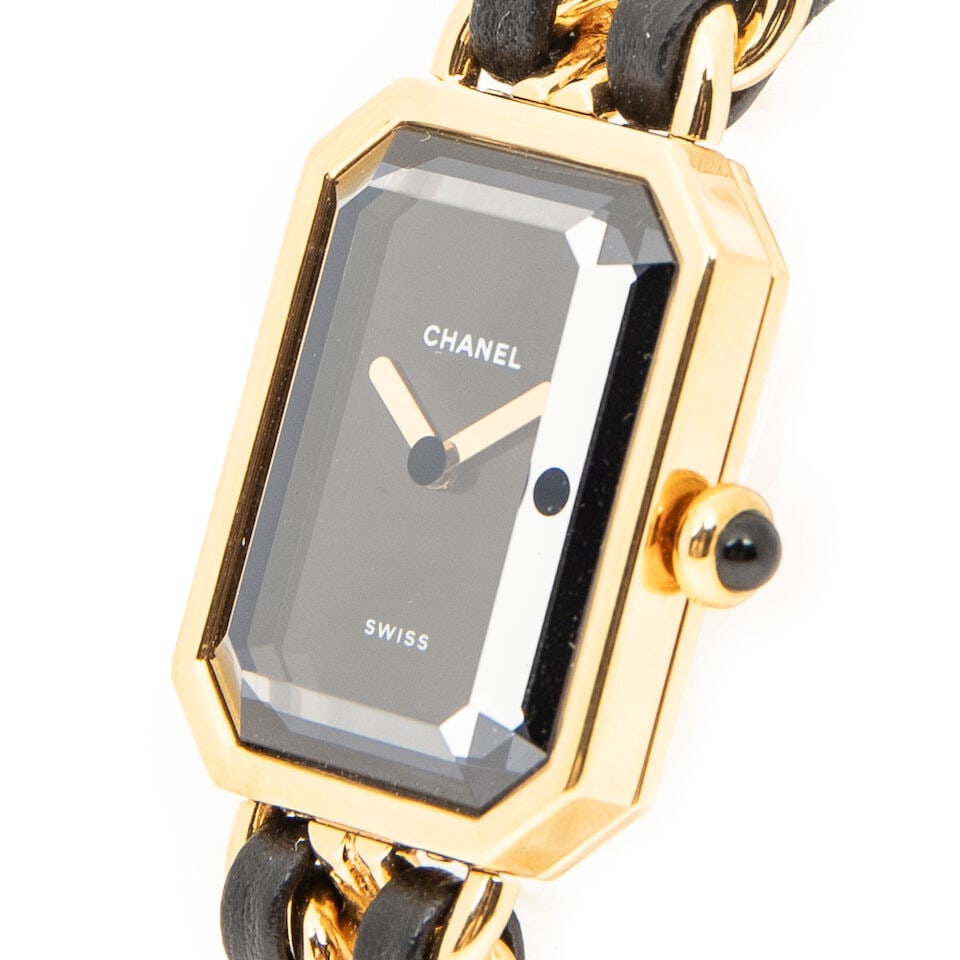 Chanel, circa 1990. Montre Première en métal doré. Chanel, circa 1990. Premiè... - 2