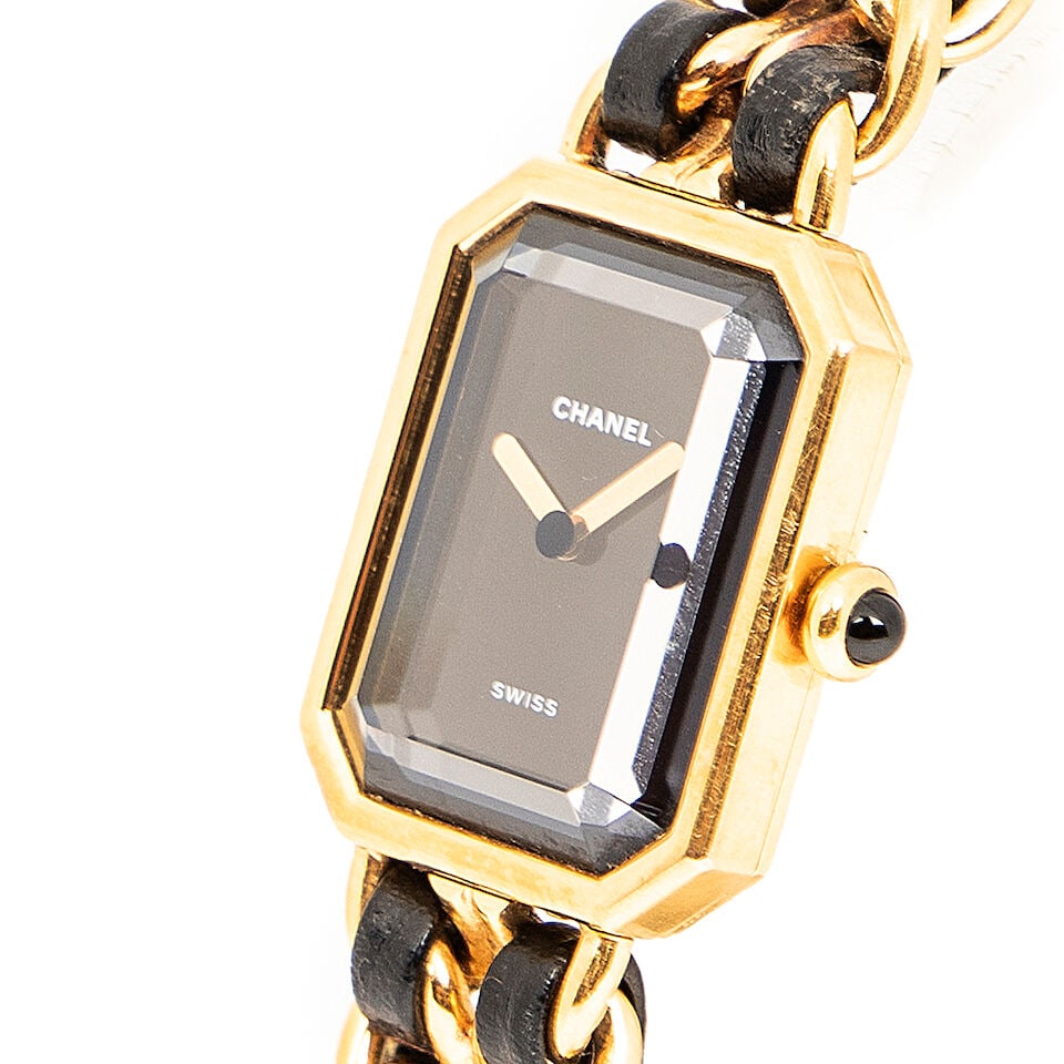 Chanel, circa 1990. Montre Première en métal doré. Chanel, circa 1990. Premiè... - 2