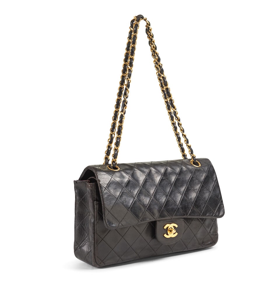 Chanel, année 1997. Sac Classique 25 en cuir agneau matelassé noir. Chanel, year 1997.... - 3
