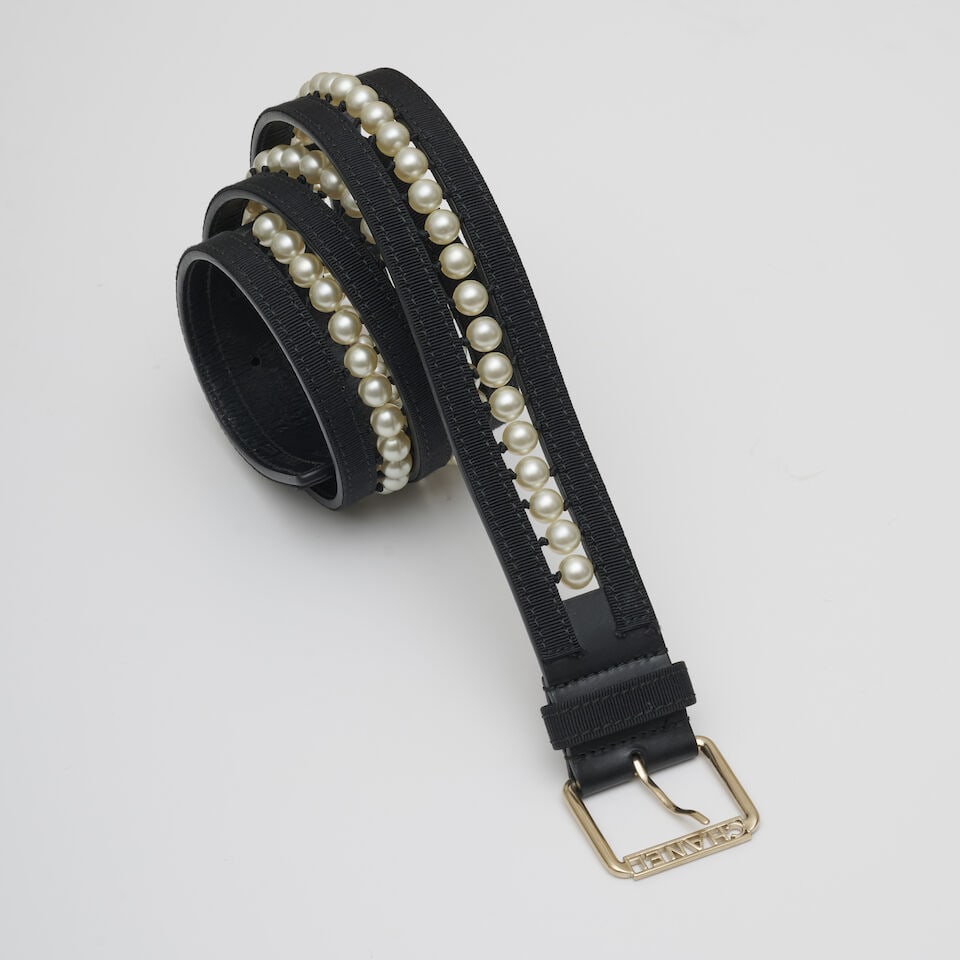 Chanel, Automne/Hiver 2017. Ceinture milleraie à perles d'imitation. Chanel, Autumn/Winter... - 2