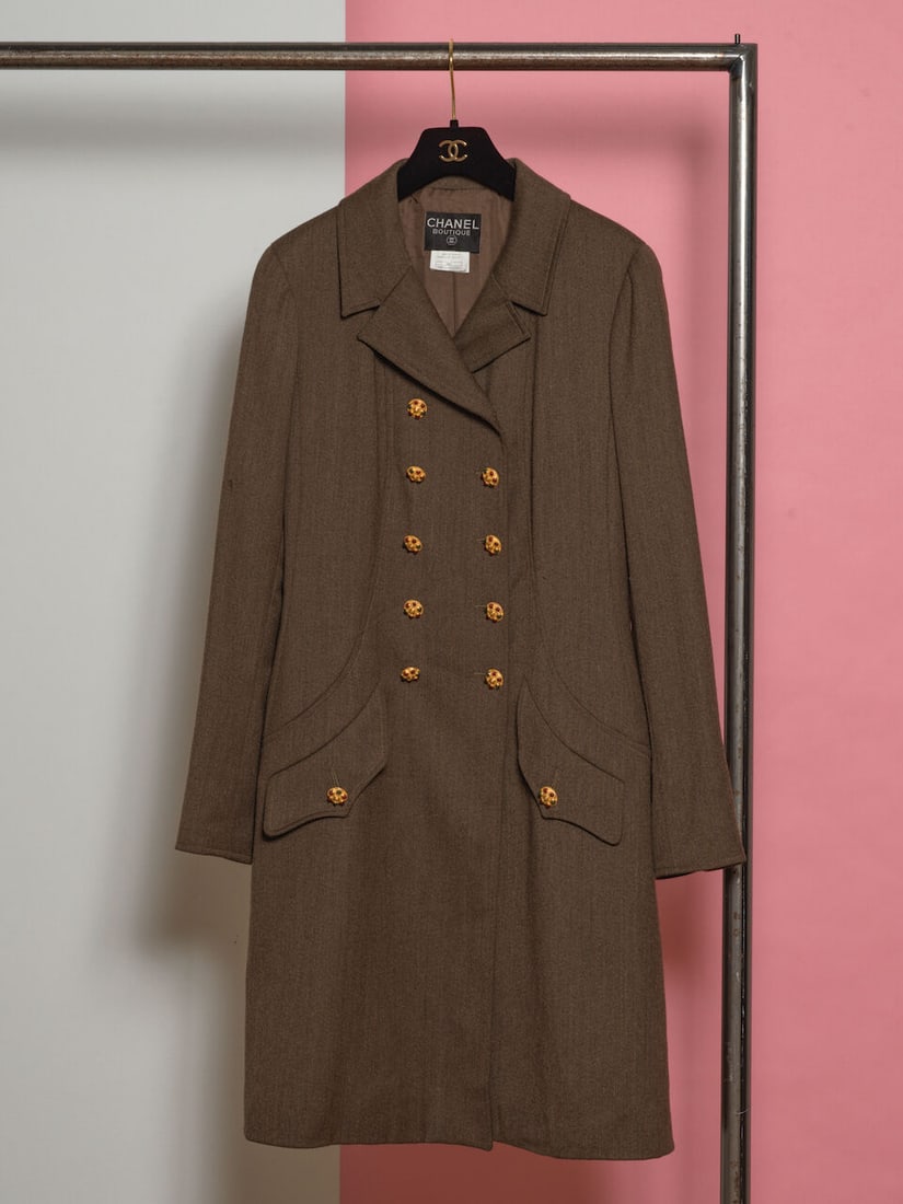 Chanel, collection Prêt à Porter, Automne/Hiver 1996. Manteau en lainage vert gris ... (1 of 1)