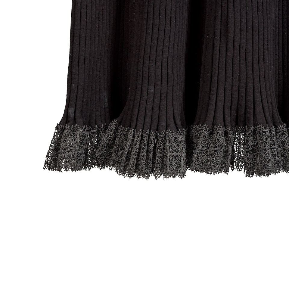 Chanel, collection Prêt à Porter, Printemps/Eté 2021. Robe en maille stretch part... - 2
