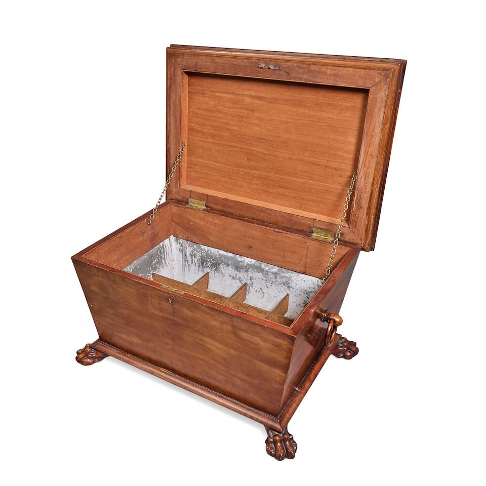 A large William IV or early Victorian mahogany cellaret 1835-1840 - 3