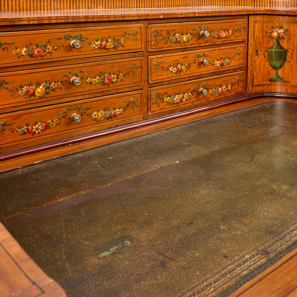 An Edwardian satinwood, rosewood crossbanded and polychrome decorated Carlton House desk by Mapl... - 4