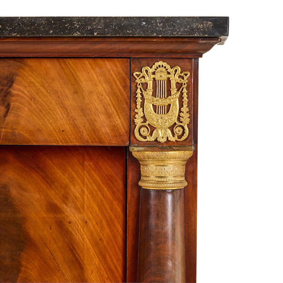 An Empire or Restauration ormolu mounted mahogany secretaire a abattant 1815-1820 - 3