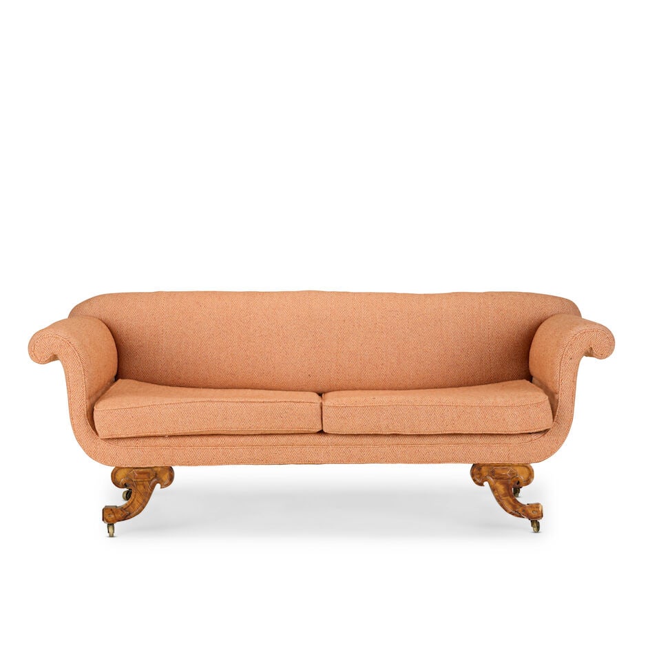 A mid Victorian maple sofaCirca 1870, designed by Edward Middleton Barry (1830-1880) - 3