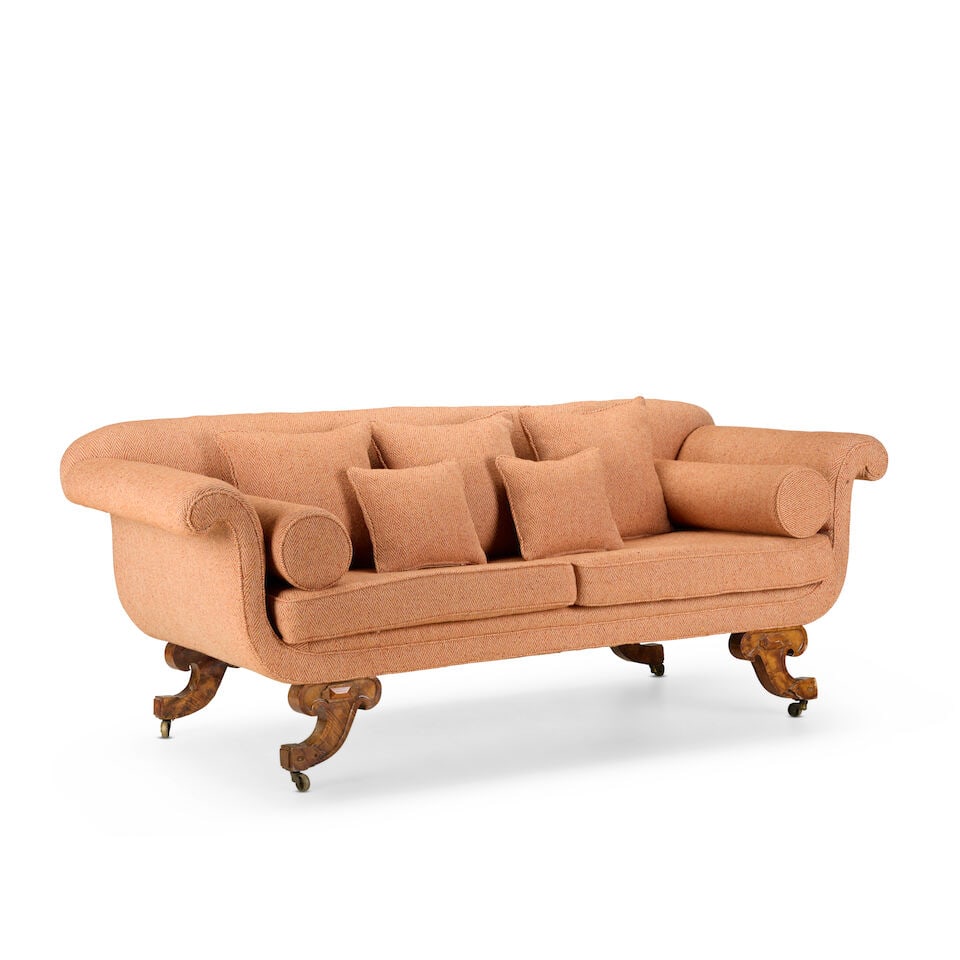 A mid Victorian maple sofaCirca 1870, designed by Edward Middleton Barry (1830-1880) - 4