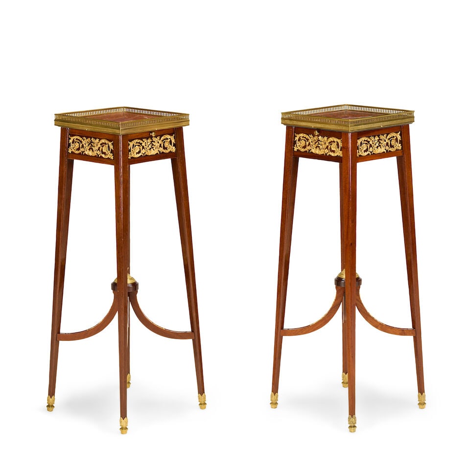 A near pair of French gilt bronze mounted mahogany urn stands or selettesEarly 20th century, in ... - 4