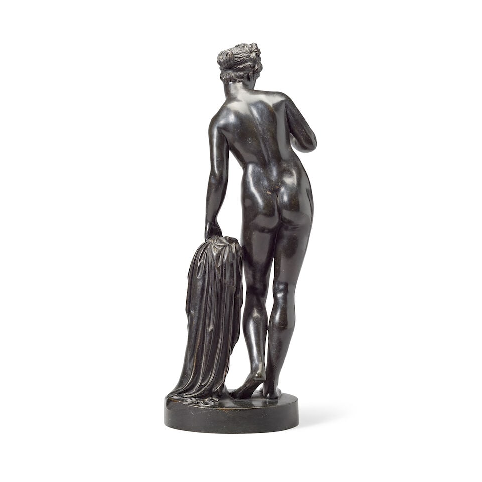 After Bertel Thorvaldsen (Danish, 1770-1844): A 19th century patinated bronze figure of Venus - 3