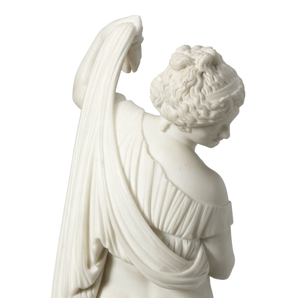 A 19th century carved white marble figure of the Bathing Venus English or Italian - 2
