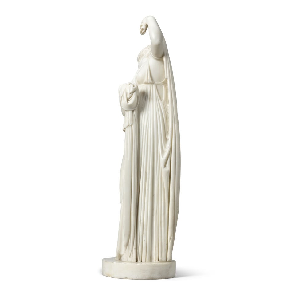 A 19th century carved white marble figure of the Bathing Venus English or Italian - 4