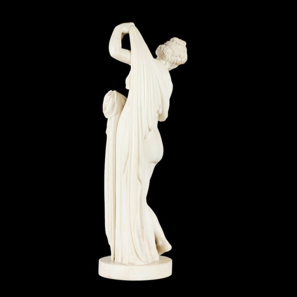 A 19th century carved white marble figure of the Bathing Venus English or Italian - 9