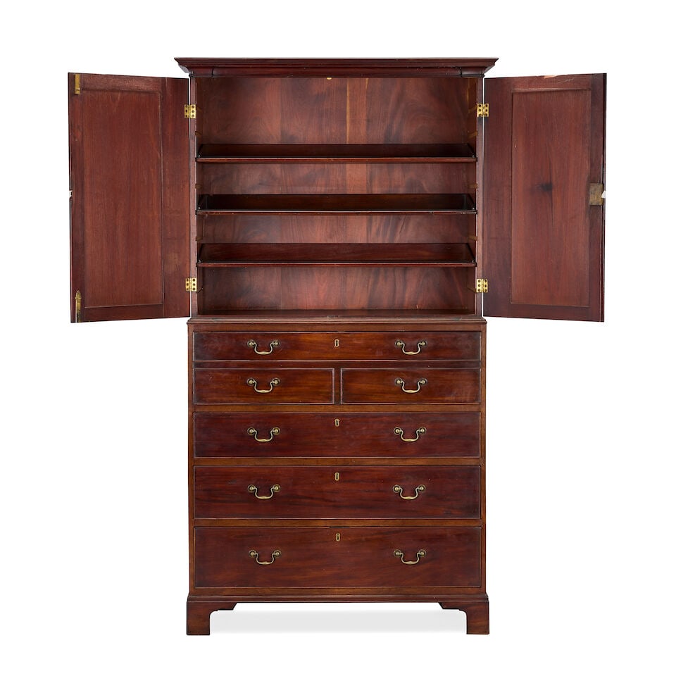 A late George II mahogany secretaire cabinet attributed to a St. Martin's Lane cabinet maker 175... - 3