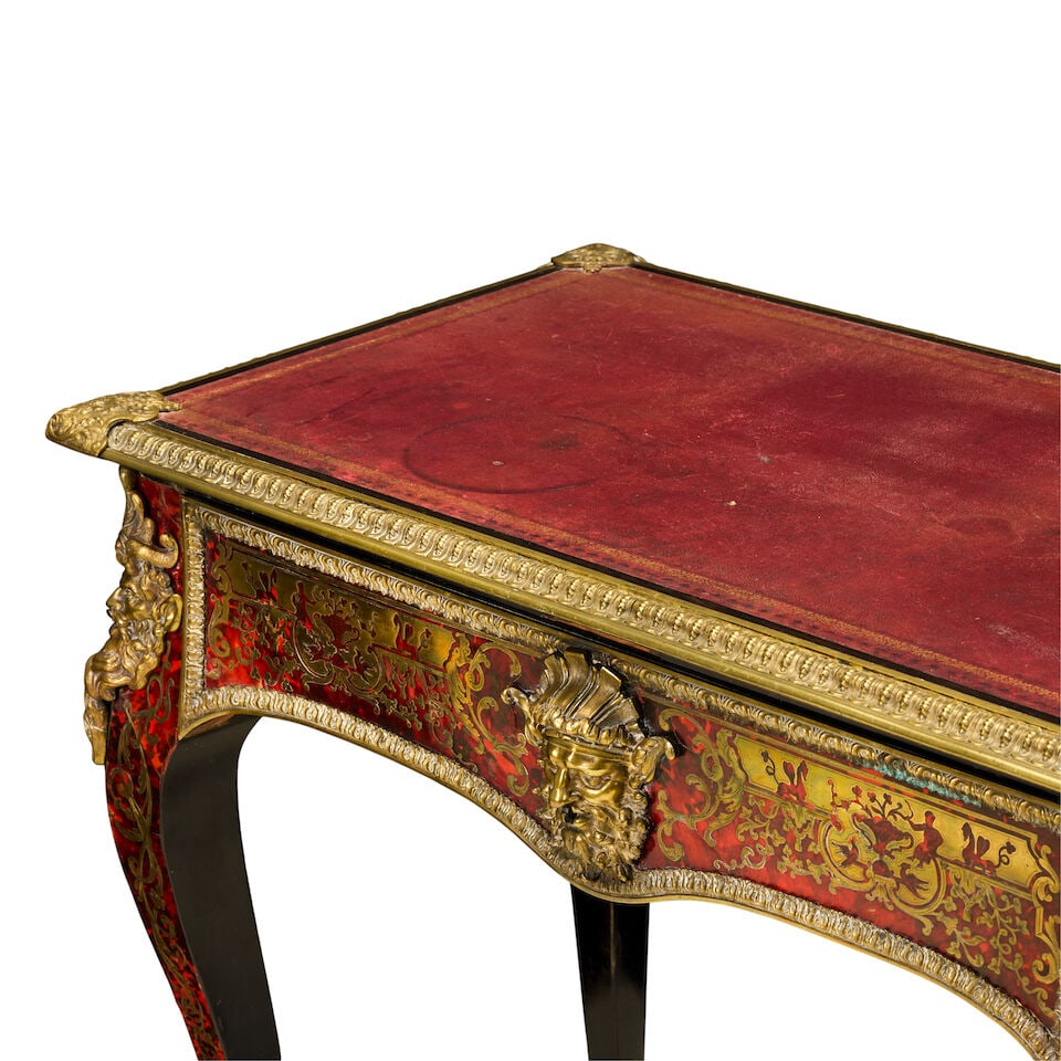 A small early Victorian ormolu mounted tortoiseshell and engraved brass 'Boulle' marquetry and e... - 3