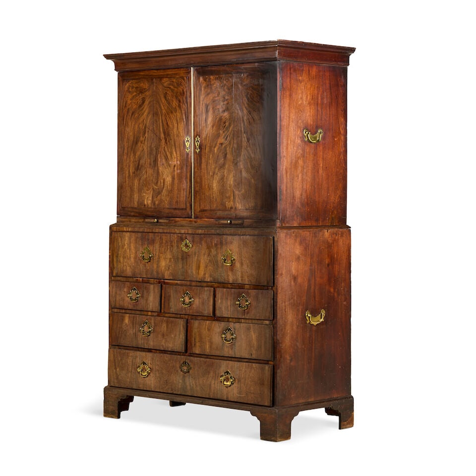 A George II mahogany secretaire (clothes-press) cabinet 1740-1750 - 2