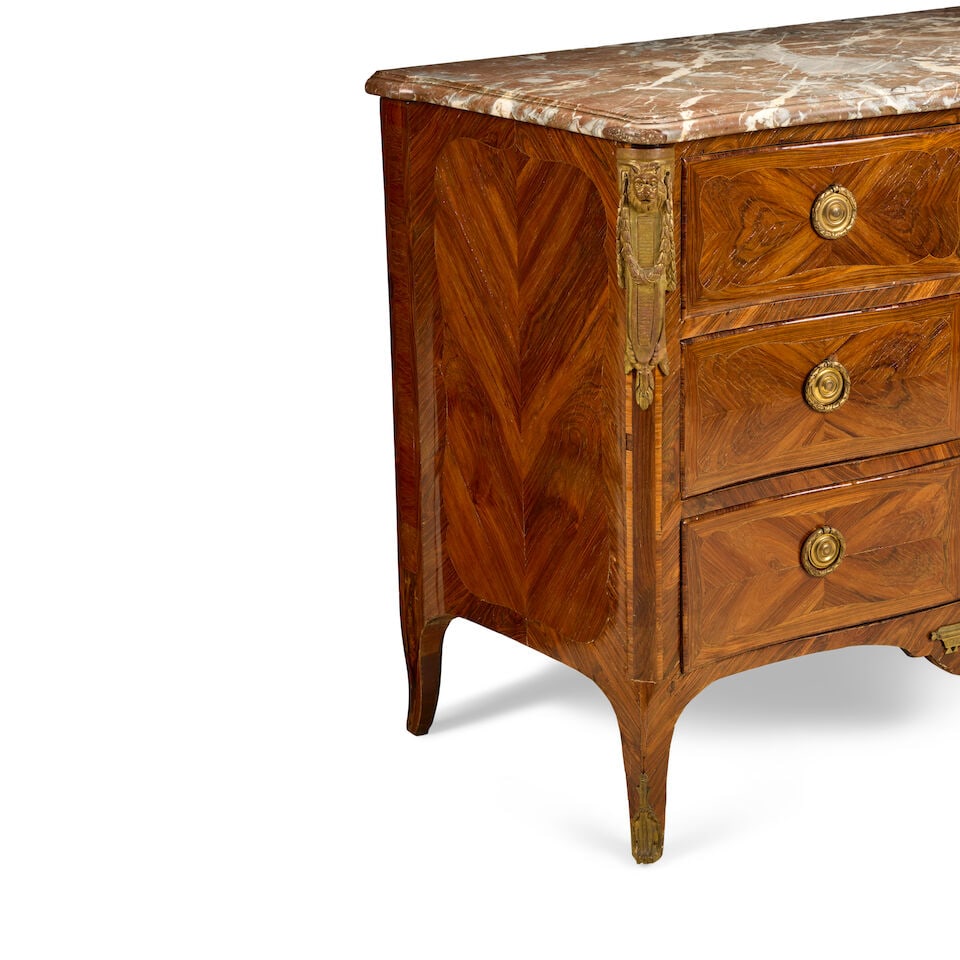 A late Louis XV gilt bronze mounted kingwood and rosewood serpentine commode Circa 1770, stamped... - 4