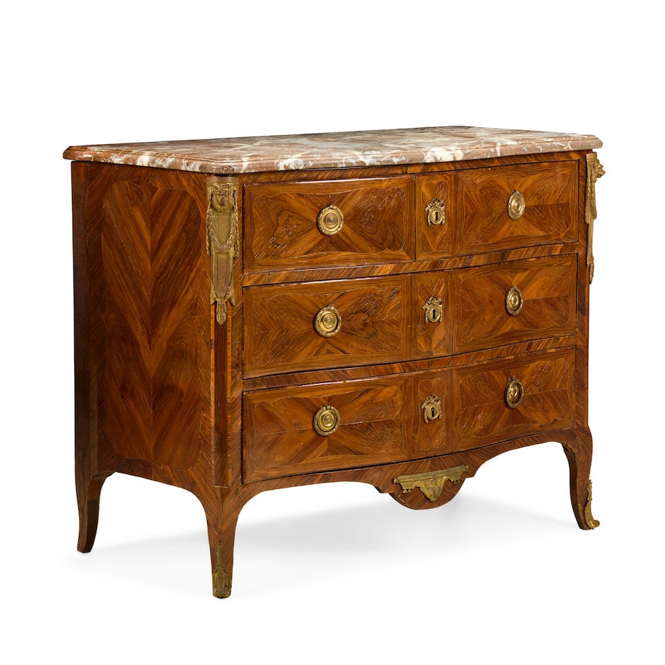 A late Louis XV gilt bronze mounted kingwood and rosewood serpentine commode Circa 1770, stamped... - 5