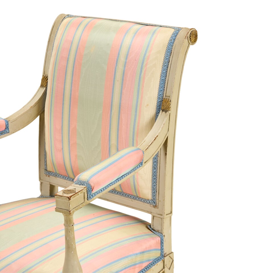 A pair of Empire painted and parcel gilt fauteuils or open armchairs Circa 1815 (2) - 2