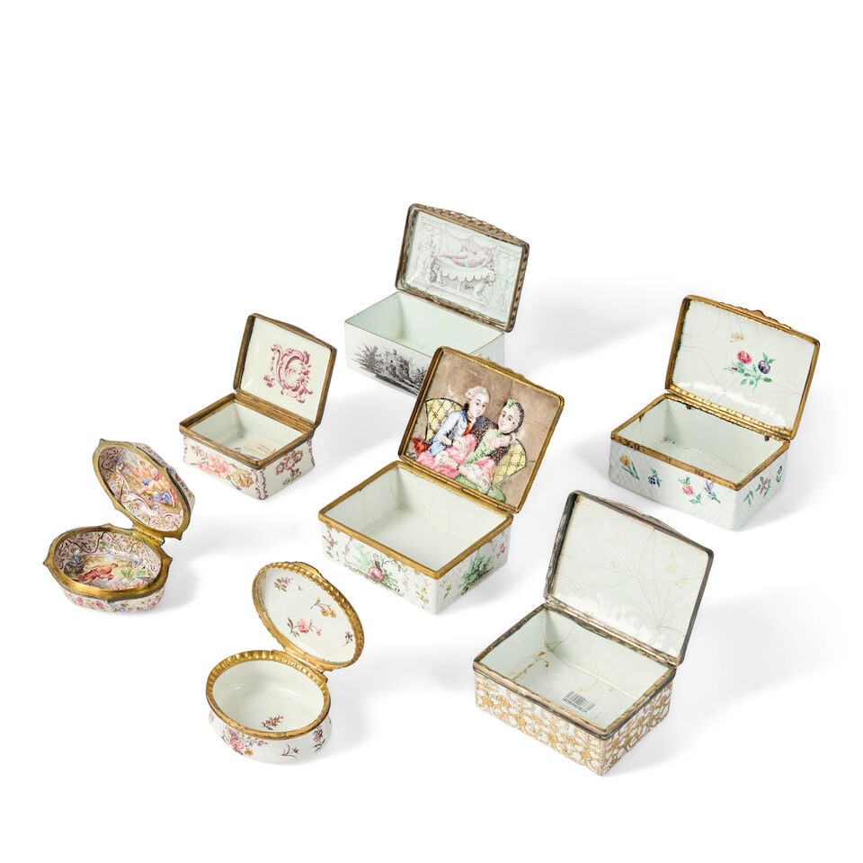 A collection of 18th and 19th century London enamel snuff boxes and Continental boxes - 2