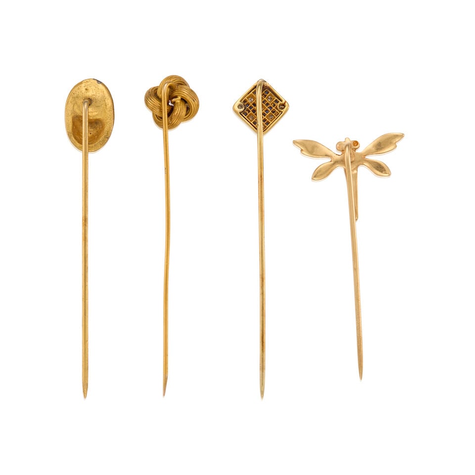 A GROUP OF ANTIQUE GOLD, SAPPHIRE AND DIAMOND STICKPINS - 2
