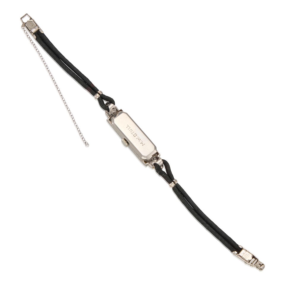 AN ART DECO DIAMOND WATCH - 2