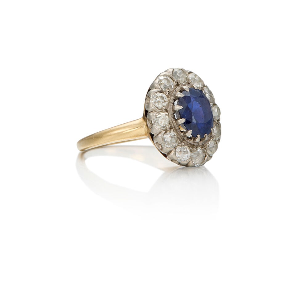 ANTIQUE SAPPHIRE AND DIAMOND RING - 2